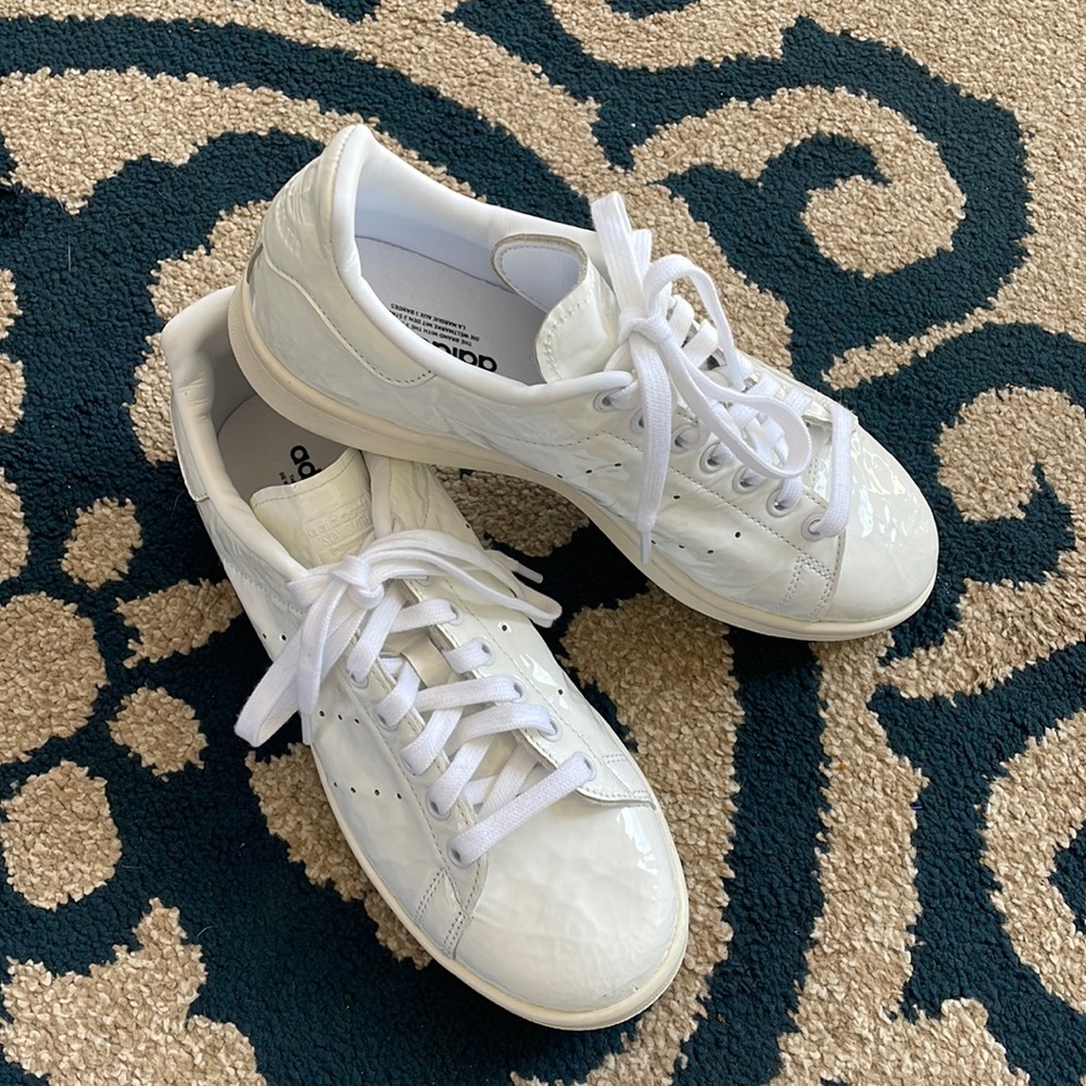 Rare Adidas Sample Stan Smith Sneakers Women’s size 7 shiny White